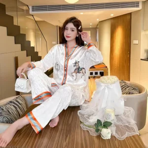 Plus Size Winter Spring Pajamas Women Korean Soft Comfort Gold Velvet Long-Sleeved Trousers Suit V-Neck High-Grade Home Clothes