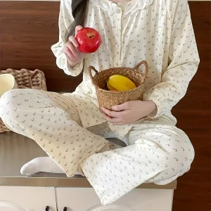 Trendy Floral Women's Pajama Set - Sweet Lace-Trimmed Round-Neck, Long-Sleeve & Long-Pant Comfortable Loungewear